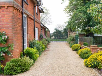 Gravel driveway installers Hertfordshire