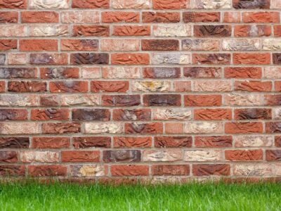 Garden wall installers Hertfordshire